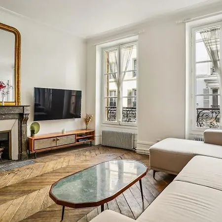 Au Coeur Des Batignolles Daire
